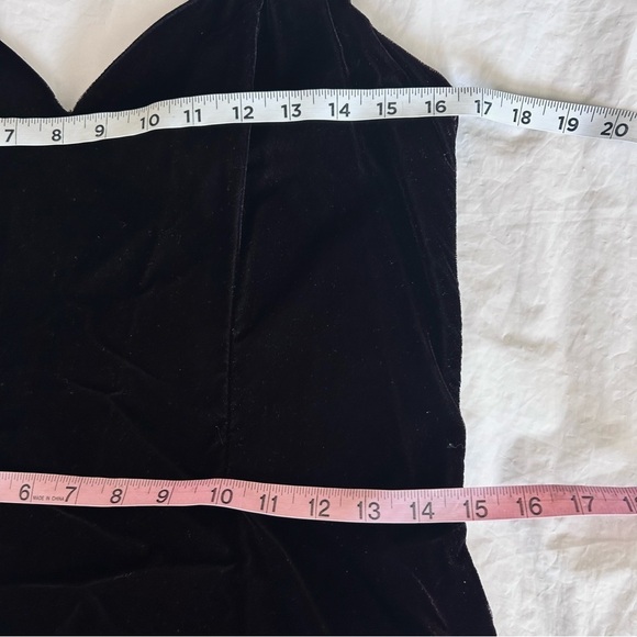 RAMPAGE Vtg 90s Y2K Oxblood Velvet Whimsigoth Halter Mini Dress Size 11 M - Picture 10 of 11